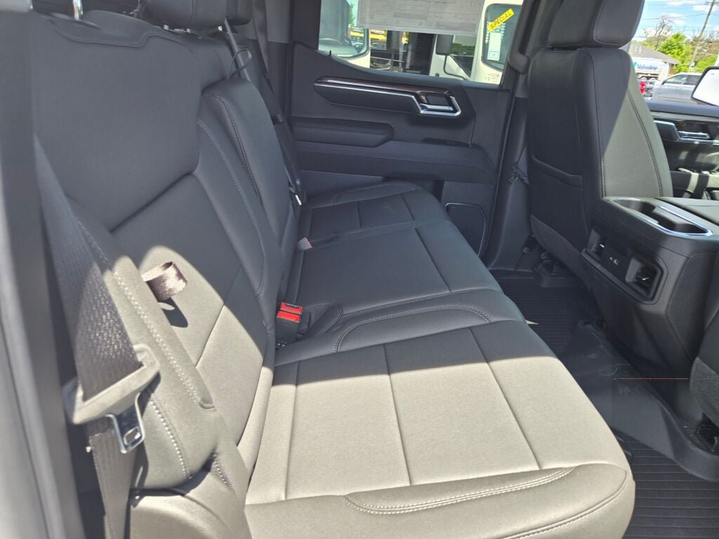 New 2026 Chevrolet Silverado 1500 LT Trail Boss w/ Safety Package AWD/4WD image 7