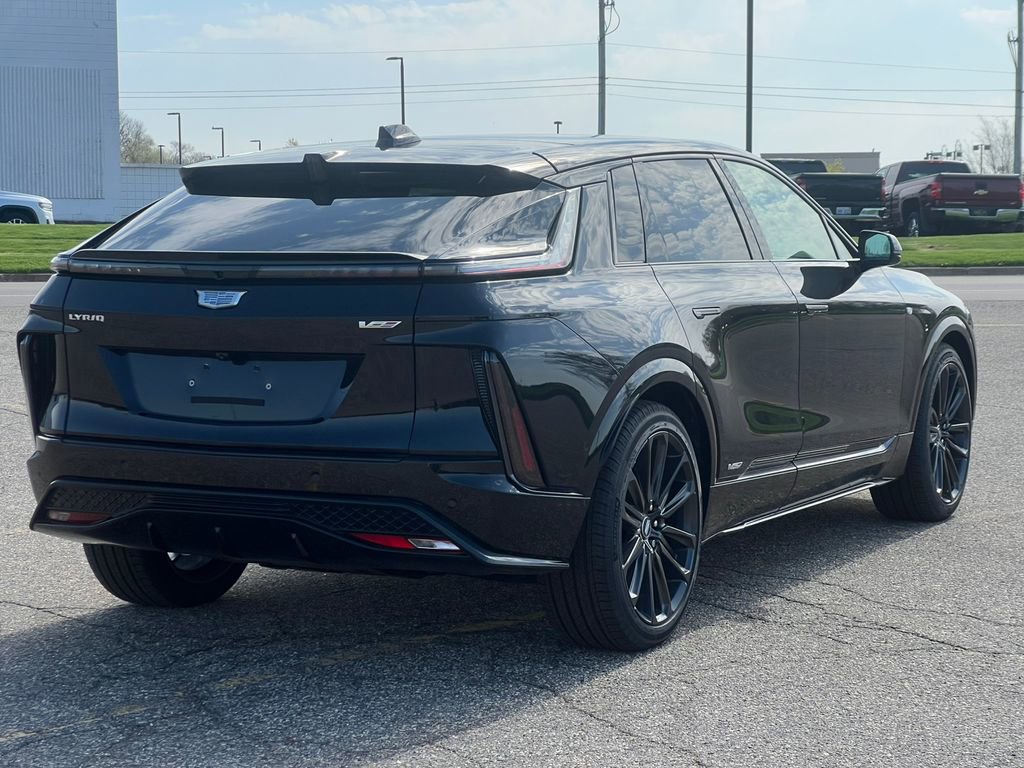 New 2026 Cadillac Lyriq V AWD/4WD image 48