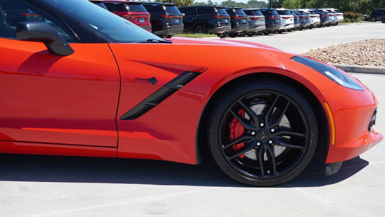 Used 2016 Chevrolet Corvette Stingray Coupe w/ 2LT Preferred Equipment Group RWD image 9