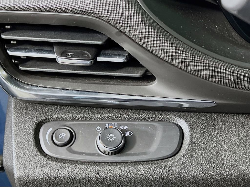 Used 2024 Buick Envista Preferred image 9