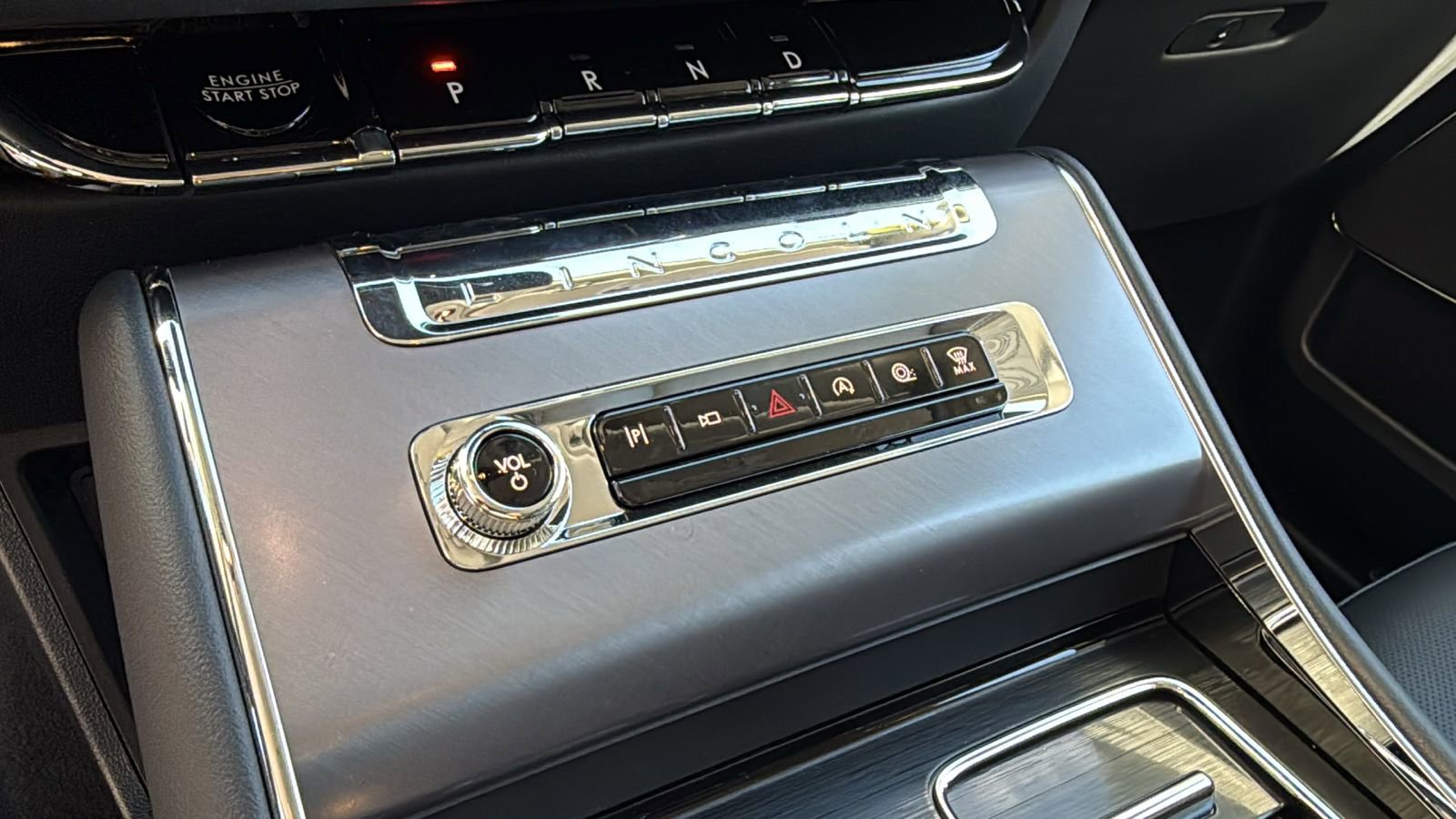 New 2026 Lincoln Aviator AWD image 26