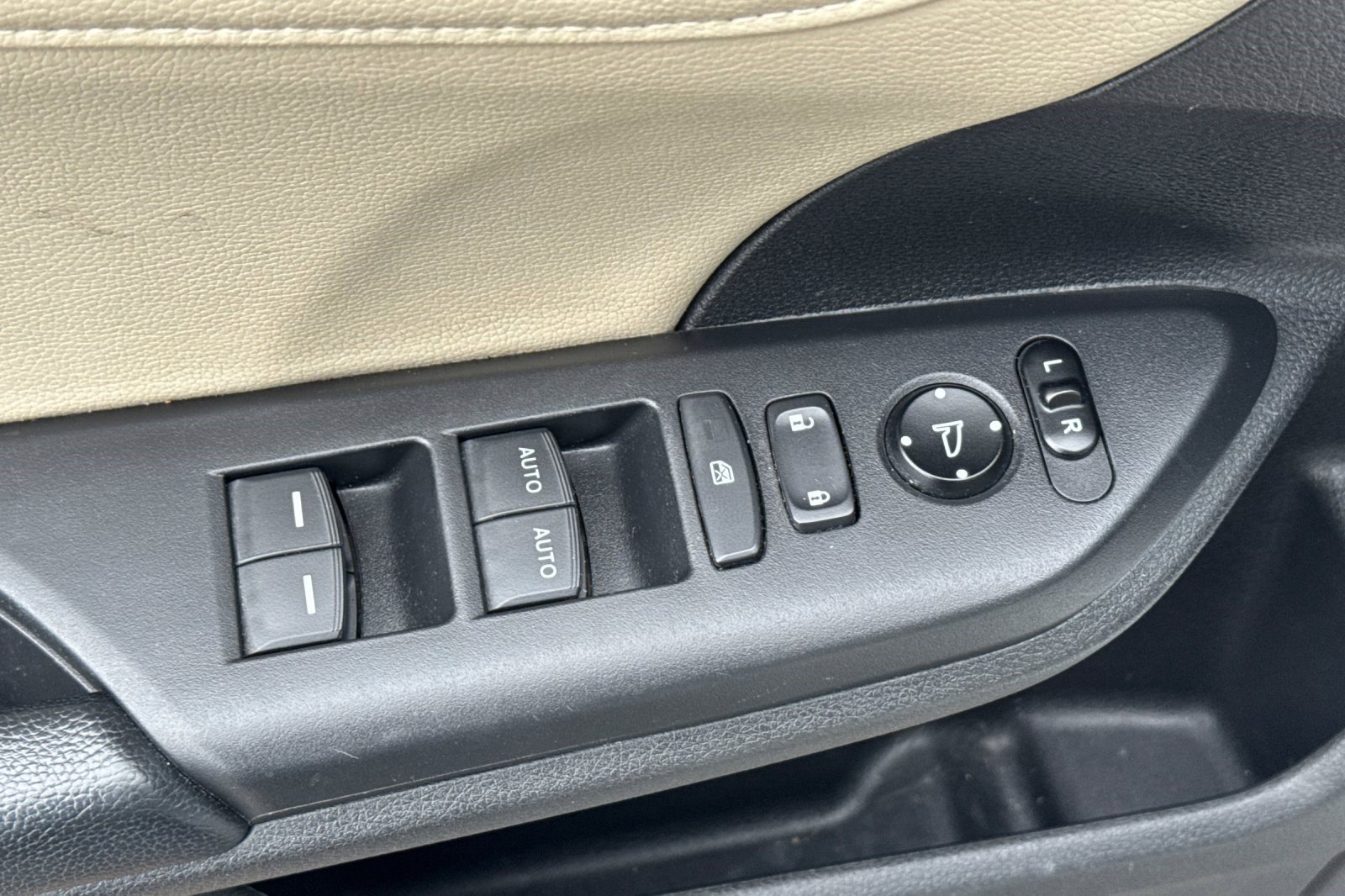 Used 2020 Honda Civic EX-L image 13