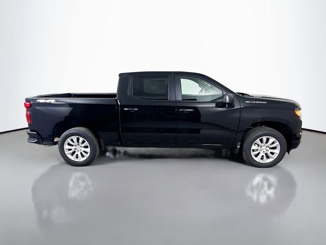 Used 2026 Chevrolet Silverado 1500 Custom AWD/4WD image 9