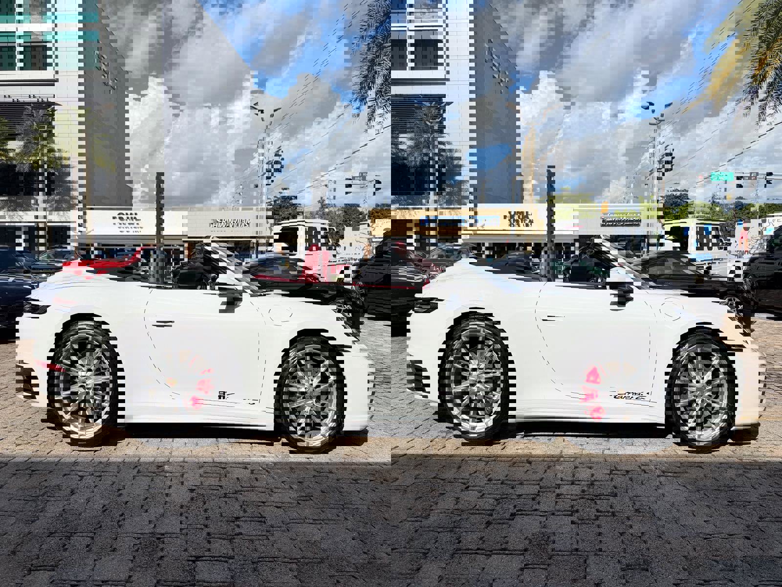 Used 2024 Porsche 911 Carrera 4S image 8