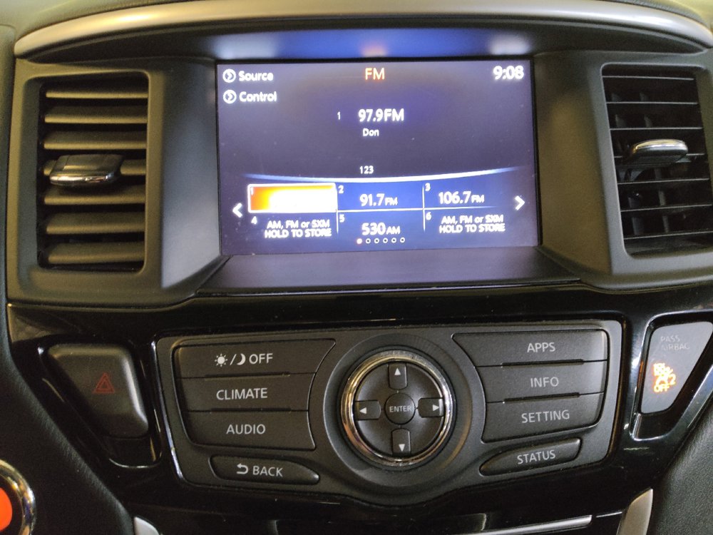 Used 2019 Nissan Pathfinder S AWD/4WD image 25