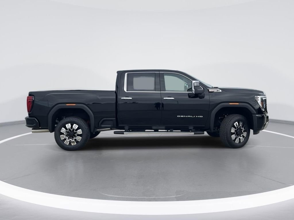 New 2026 GMC Sierra 3500 Denali AWD/4WD image 2