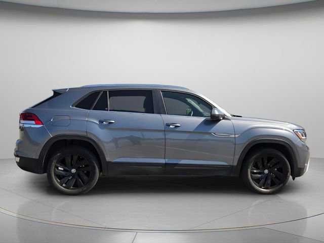Used 2023 Volkswagen Atlas Cross Sport SE w/ Black Wheel Package image 7