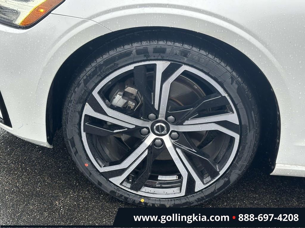 Used 2024 Volvo S60 B5 Core image 6