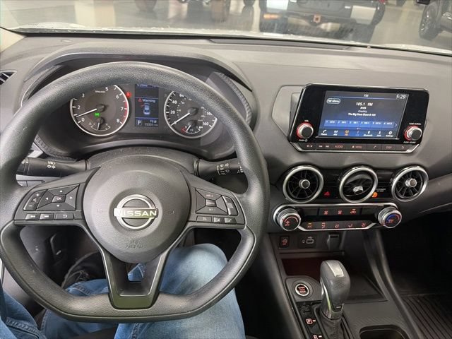 Used 2025 Nissan Sentra S FWD image 16