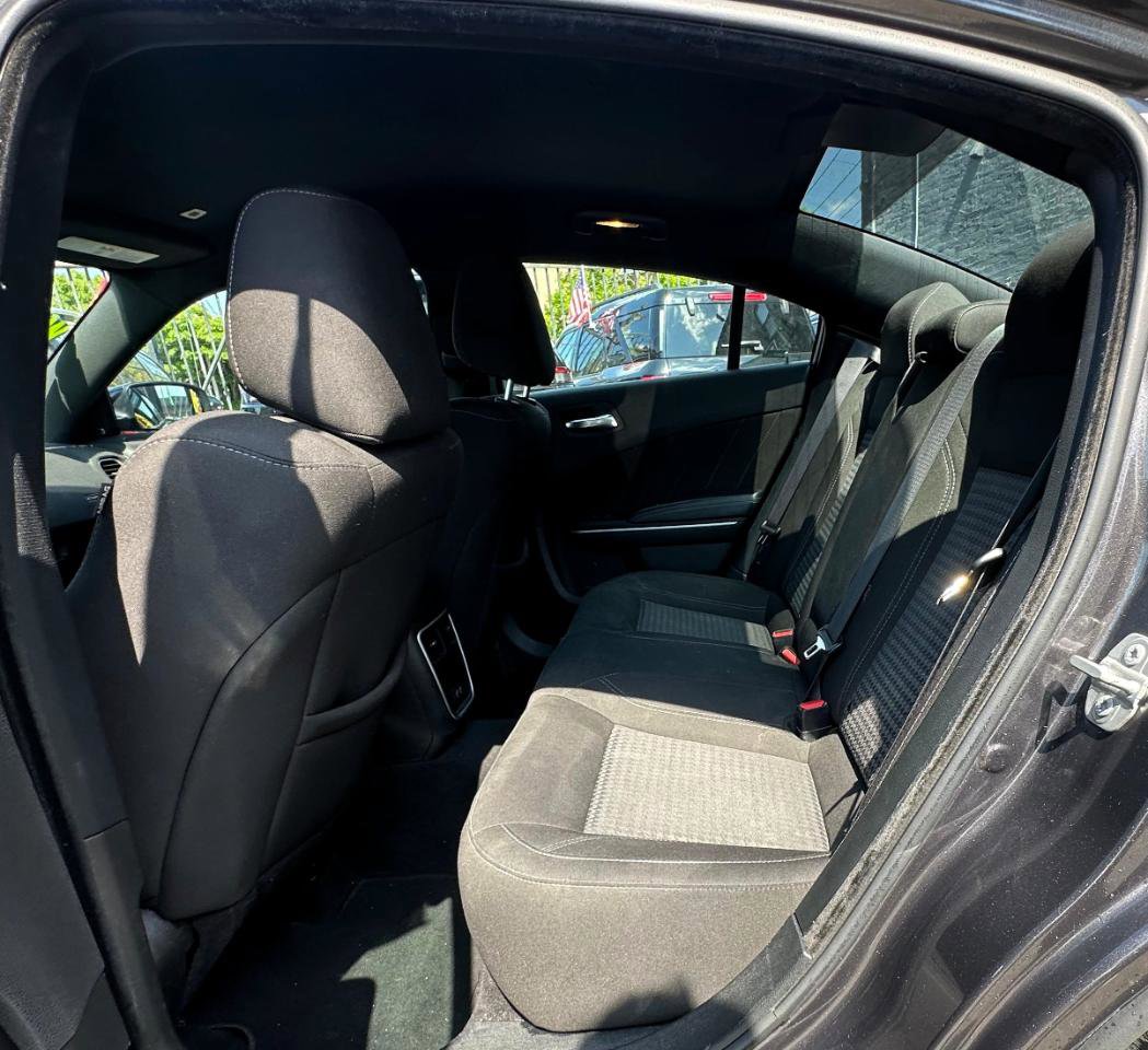 Used 2023 Dodge Charger SXT RWD image 25