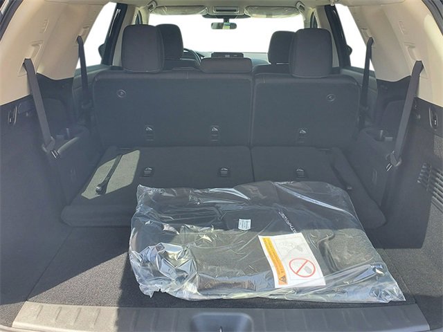 New 2025 Nissan Pathfinder S image 12