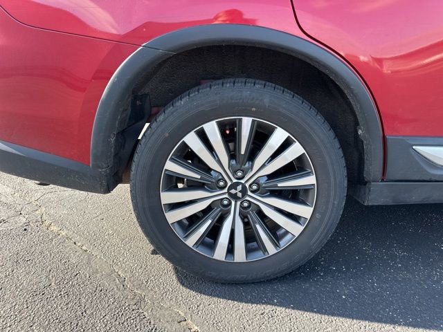 Used 2019 Mitsubishi Outlander SE AWD/4WD image 7
