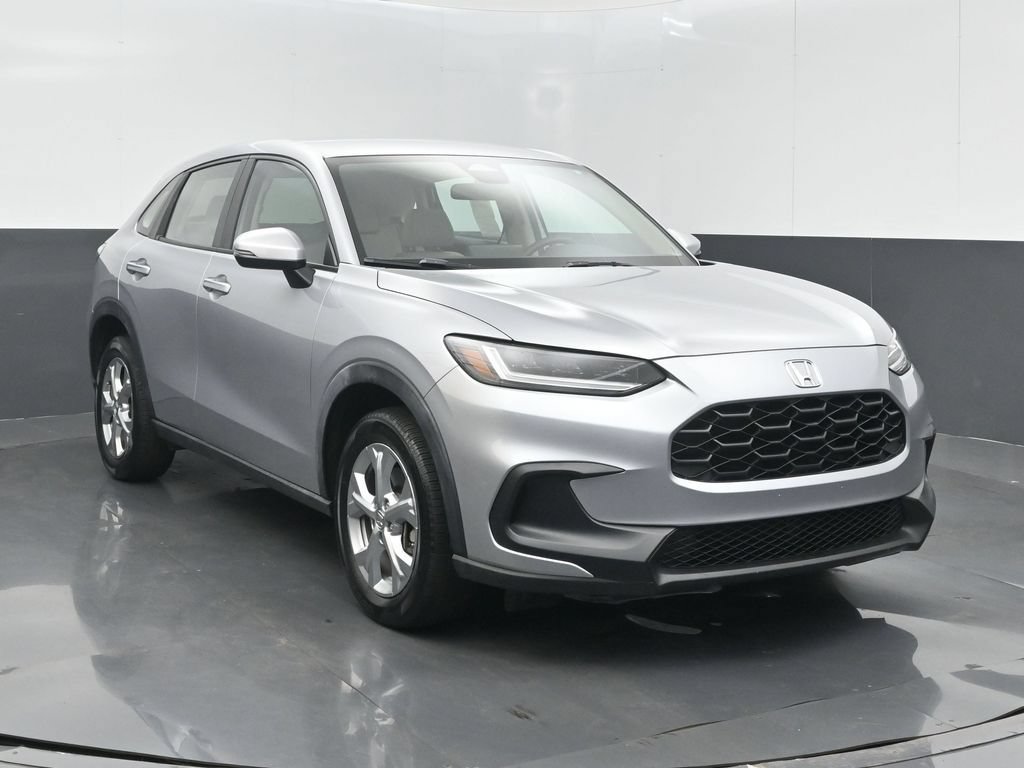 Certified 2023 Honda HR-V LX image 3