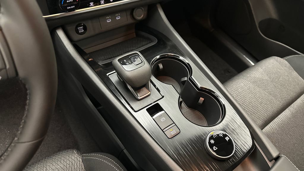 New 2026 Nissan Rogue SV AWD/4WD image 12