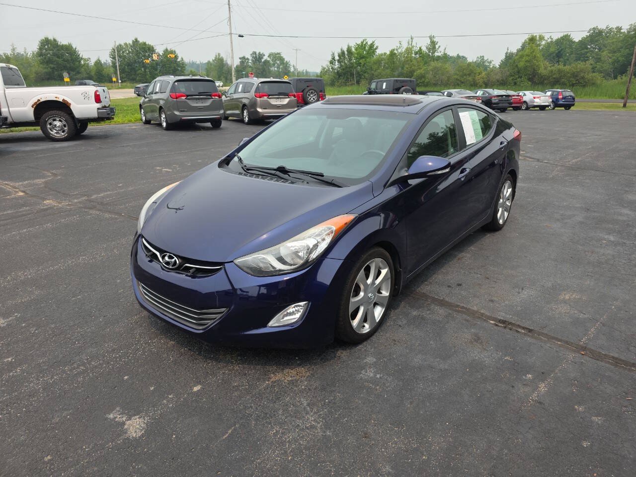 Used 2013 Hyundai Elantra Limited FWD image 2
