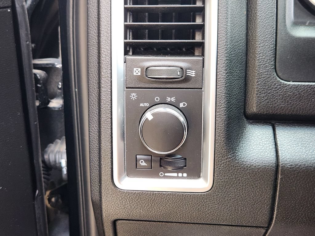 Used 2021 RAM 1500 Warlock AWD/4WD image 20