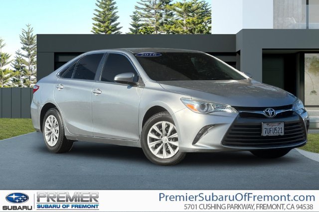 Used 2016 Toyota Camry LE FWD image 1
