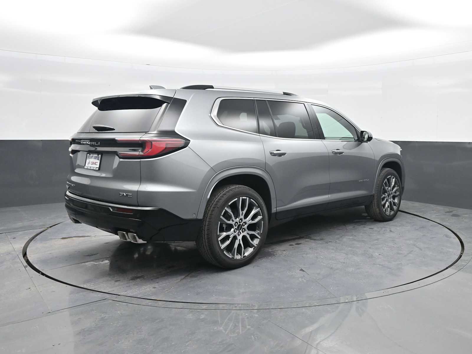 New 2026 GMC Acadia Denali Ultimate w/ LPO, Floor Liner Package image 8