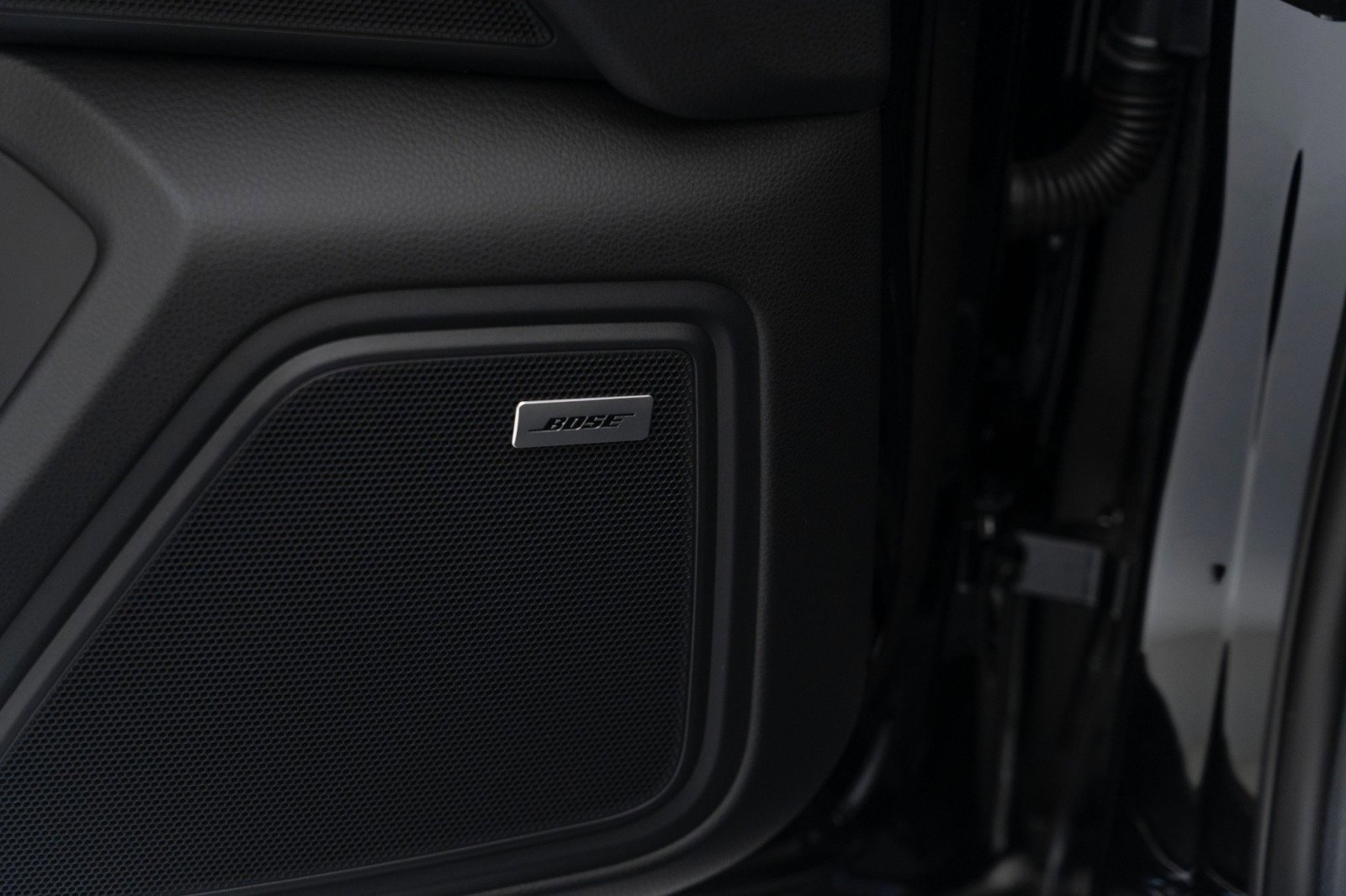 New 2025 Porsche Macan image 22