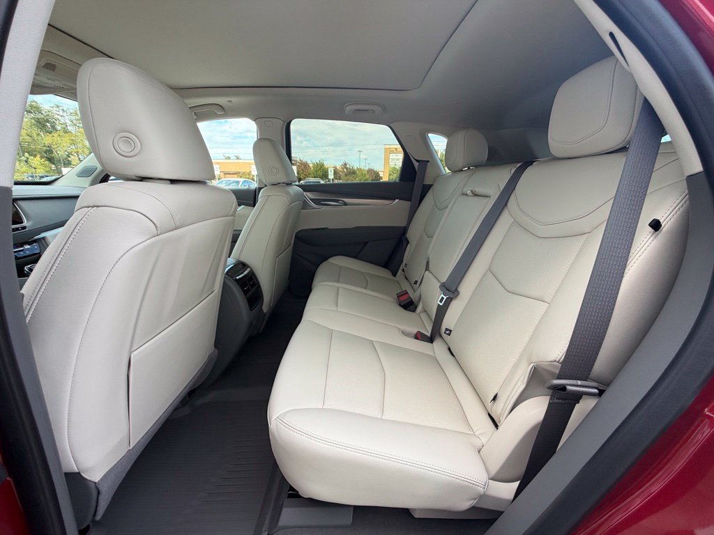 New 2026 Cadillac XT5 Premium Luxury w/ Driver Assist Package FWD image 18