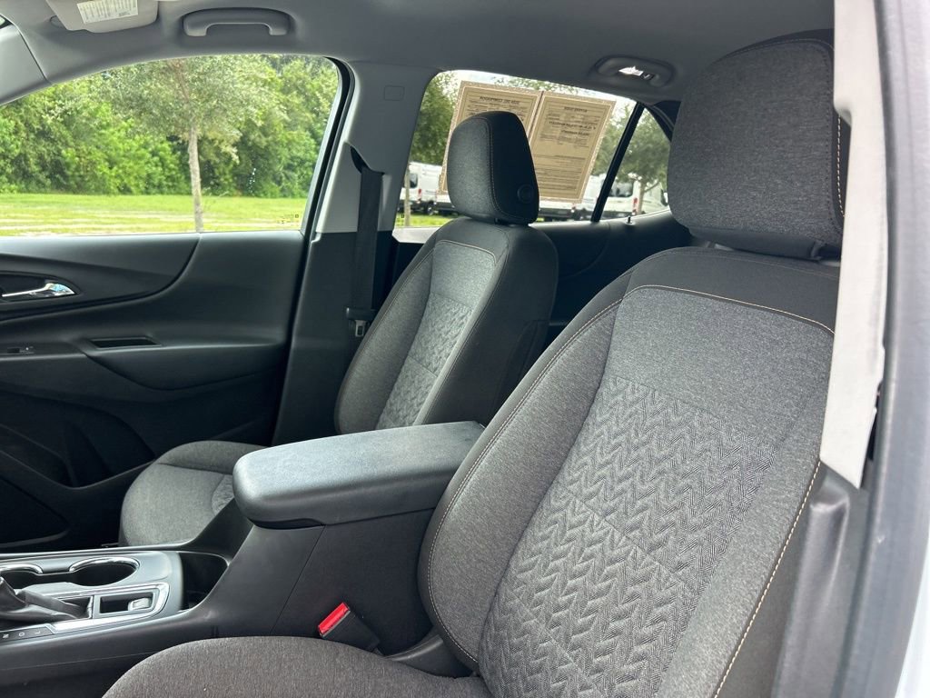 Used 2023 Chevrolet Equinox LT image 14