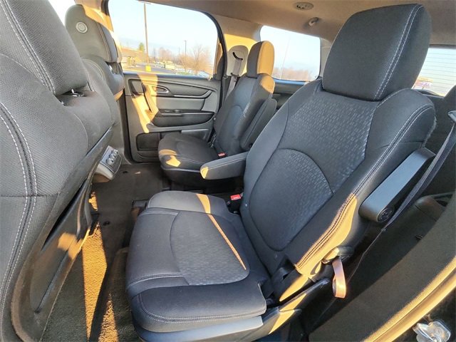 Used 2015 GMC Acadia SLE image 28