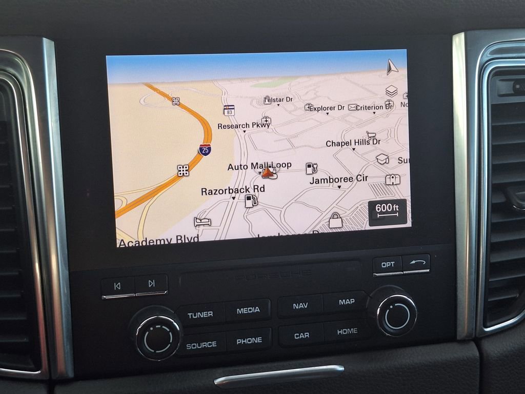 Used 2017 Porsche Macan S image 24