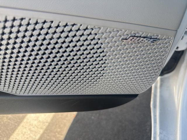 Certified 2025 Hyundai Elantra Limited image 16