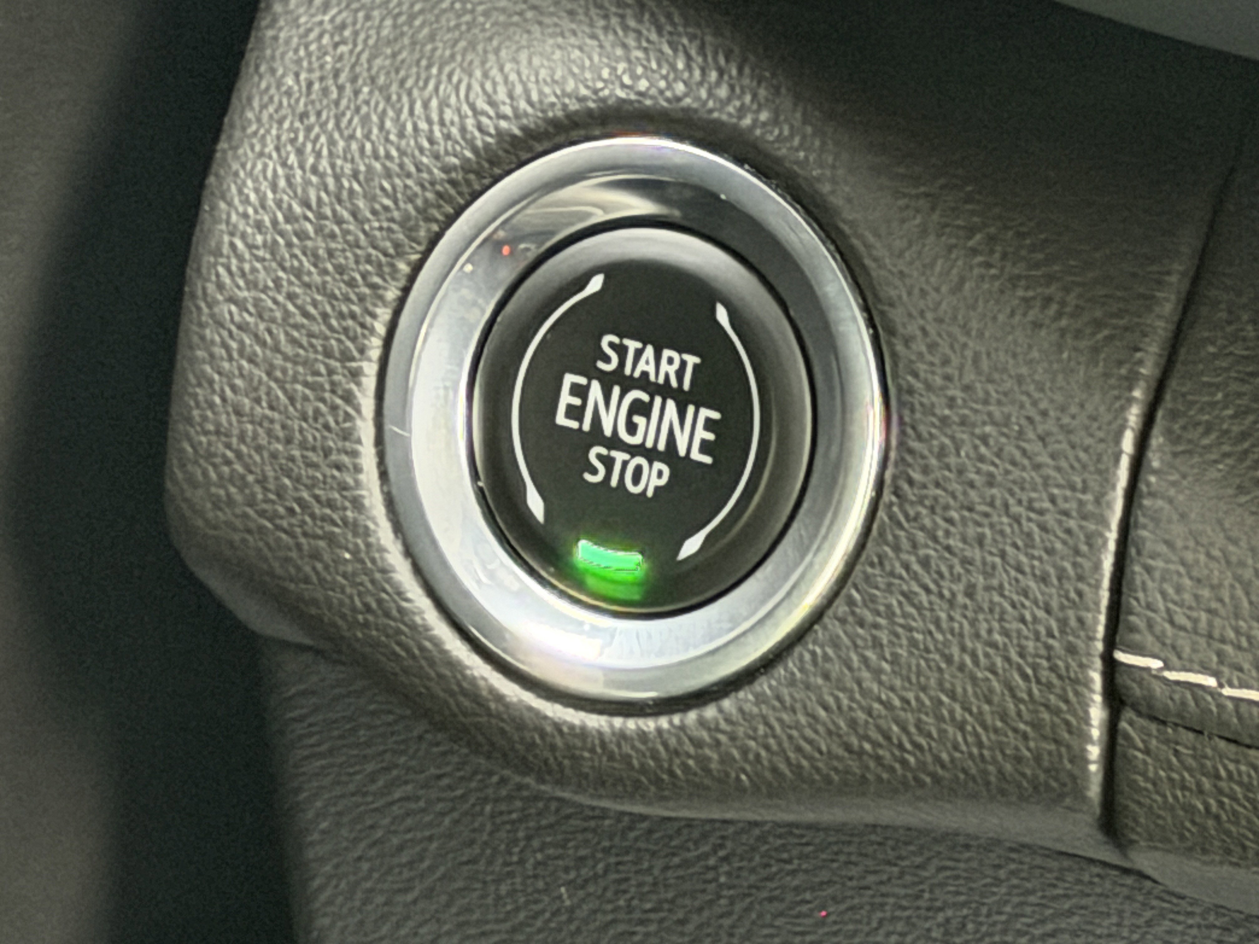 Used 2023 Buick Envision Essence w/ Sport Touring Package image 31