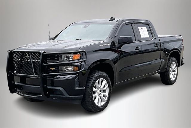 Used 2022 Chevrolet Silverado 1500 Custom w/ Safety Confidence Package image 2
