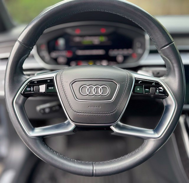 Certified 2022 Audi A8 L 3.0T w/ Executive Package AWD/4WD image 17
