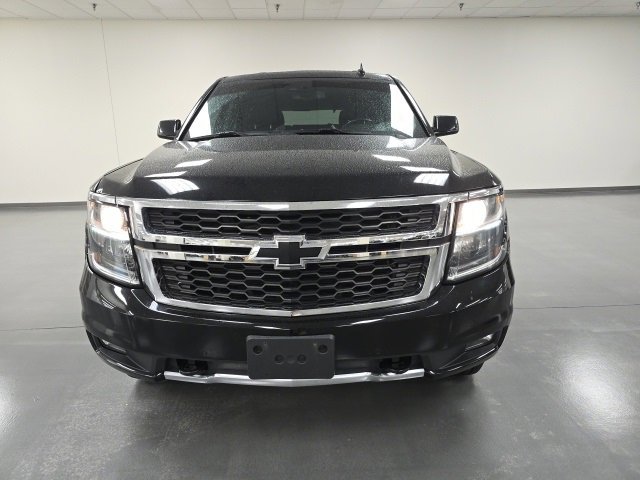 Used 2018 Chevrolet Tahoe LT w/ Luxury Package image 2