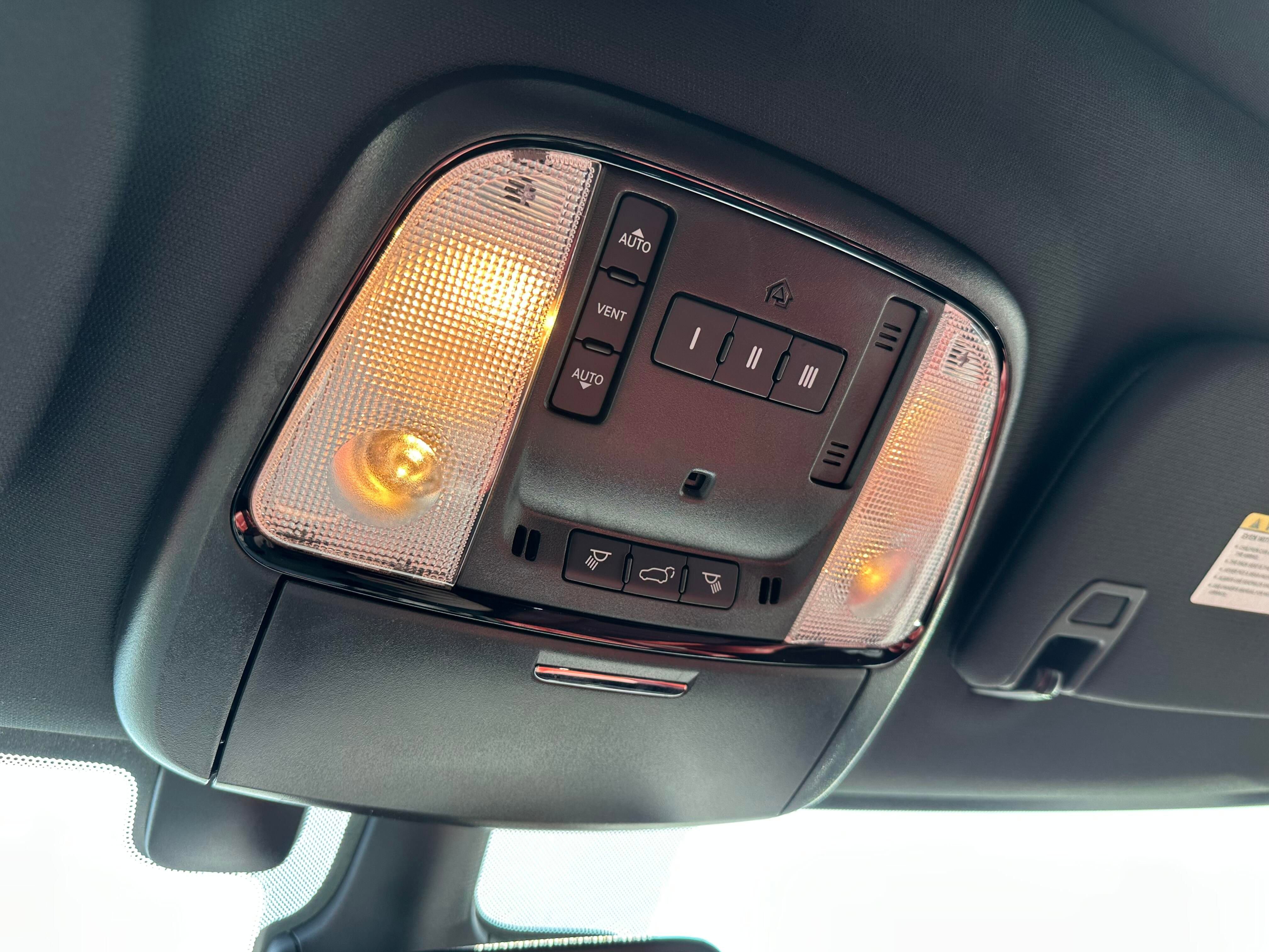 Used 2023 Dodge Durango SRT Hellcat image 32