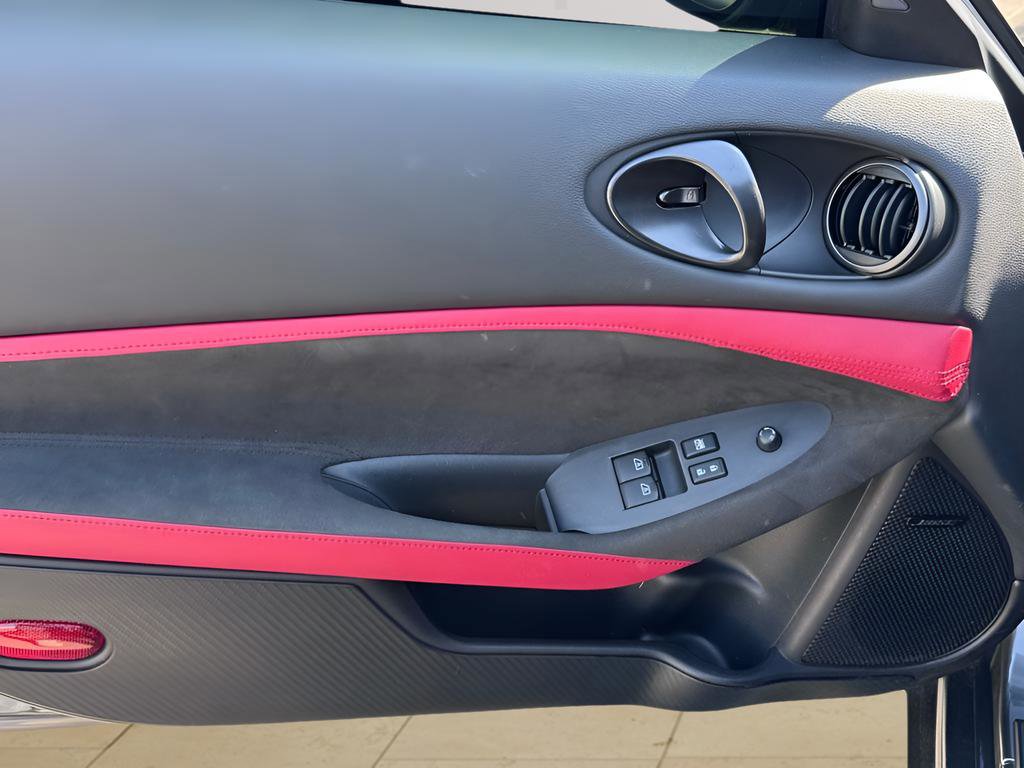 Used 2024 Nissan Z Performance w/ Floor Mat Package image 27