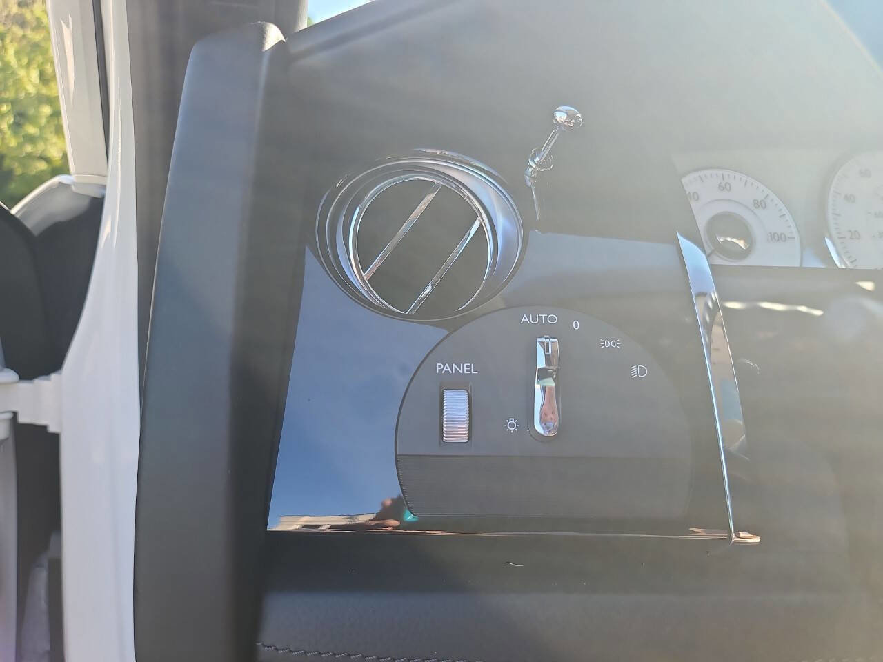 Used 2015 Rolls-Royce Ghost RWD image 24