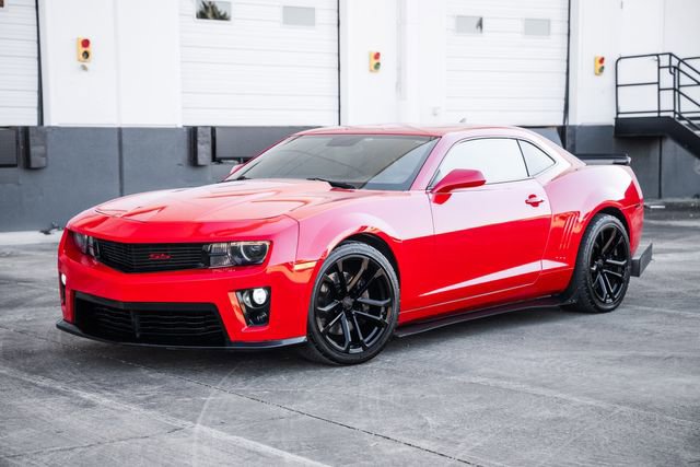 Used 2010 Chevrolet Camaro SS w/ RS Package image 32