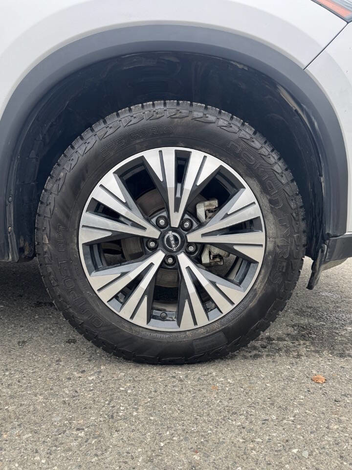 Used 2023 Nissan Rogue SV image 21