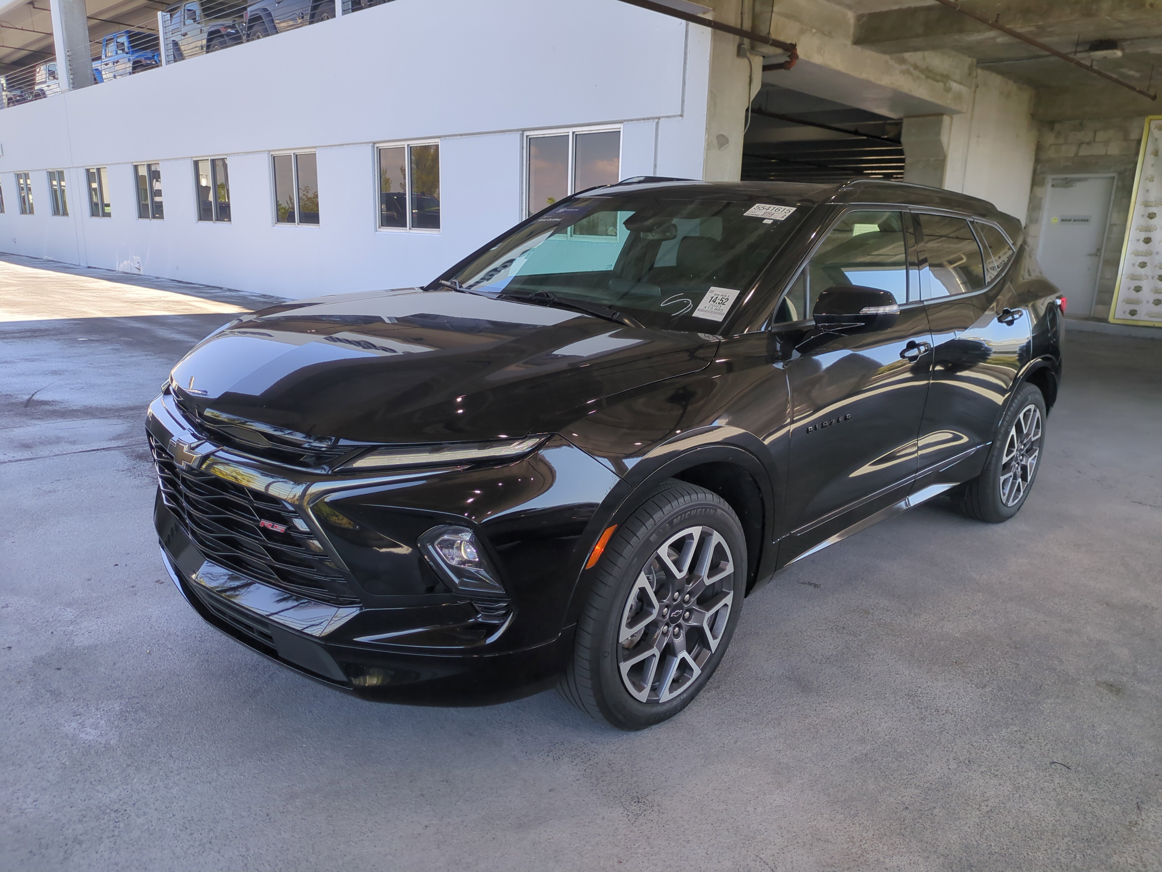 Used 2023 Chevrolet Blazer RS w/ Enhanced Convenience Package image 9