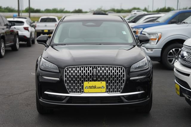 Used 2026 Lincoln Corsair Premiere AWD/4WD image 3