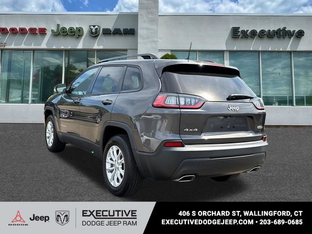 Used 2022 Jeep Cherokee Latitude Lux w/ Sun & Sound Group AWD/4WD image 2