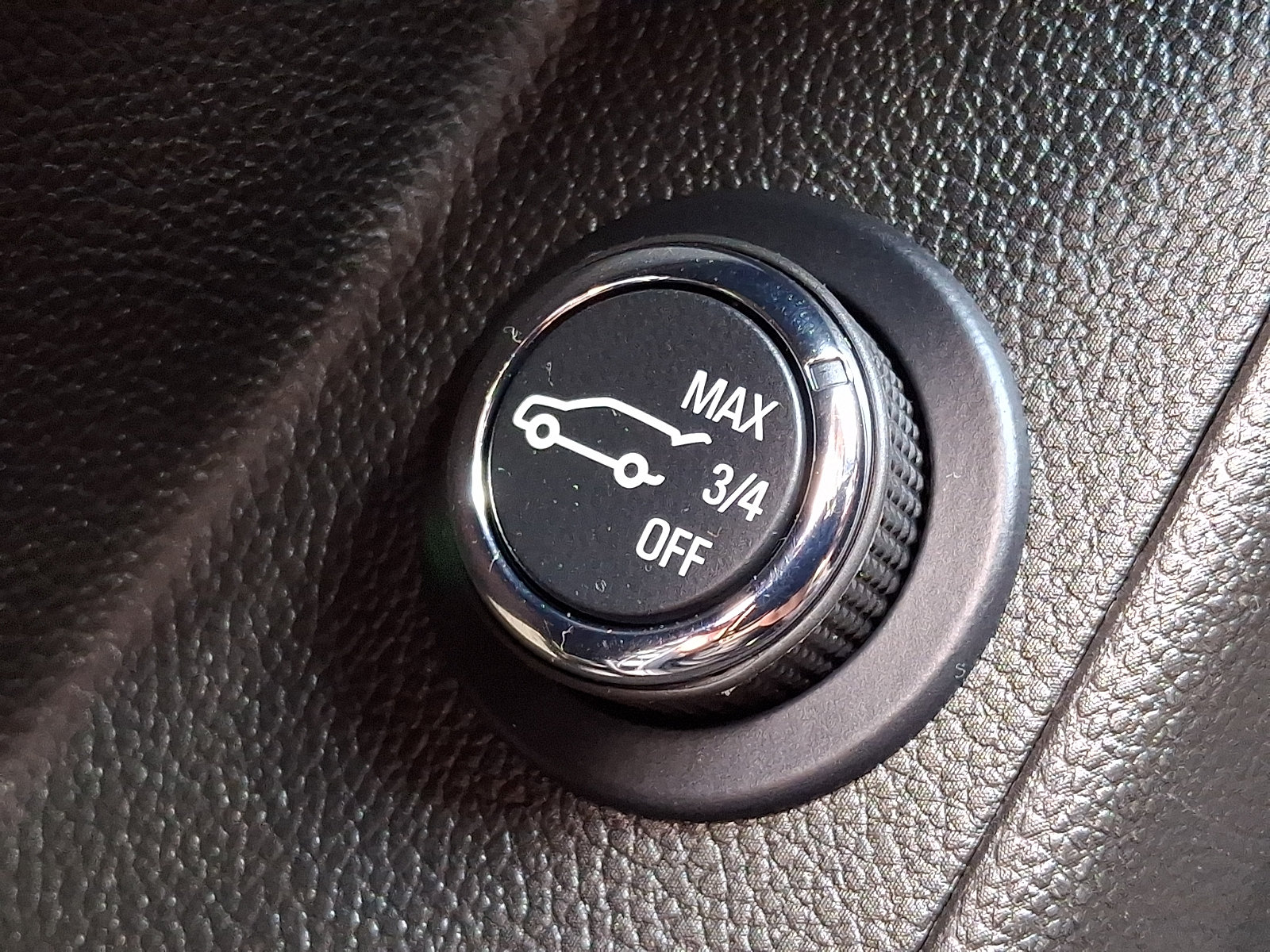 Certified 2023 Chevrolet Traverse Premier FWD image 27