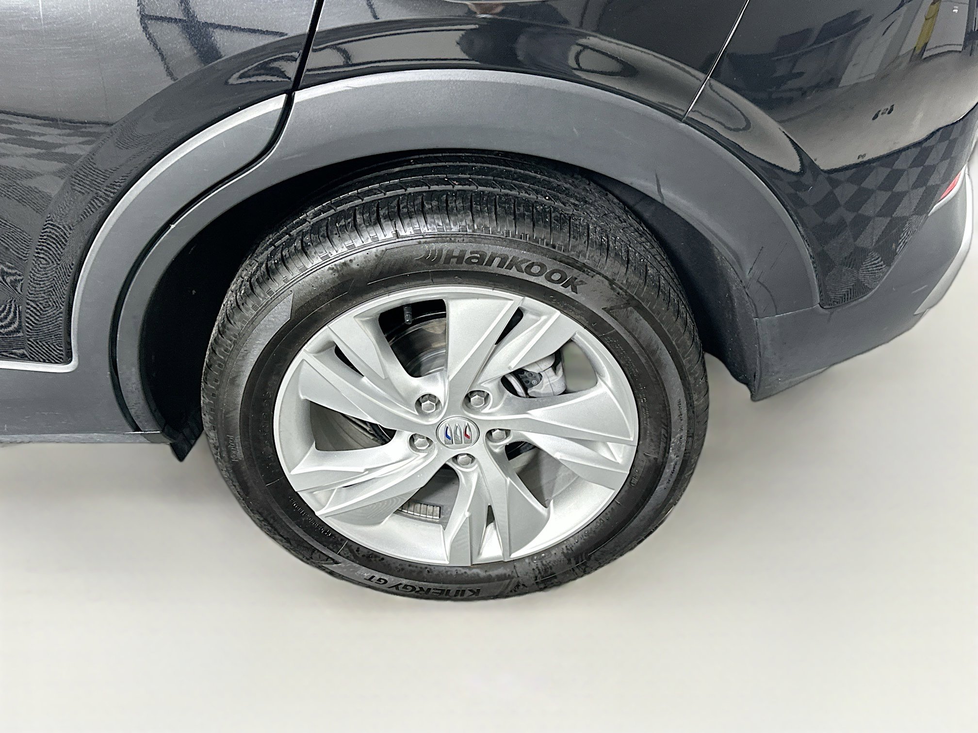 Used 2025 Buick Encore GX Preferred FWD image 11