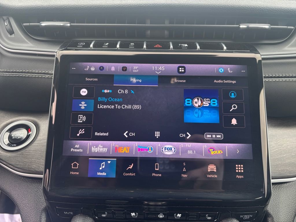 New 2025 Jeep Grand Cherokee L Limited w/ Luxury Tech Group II image 17