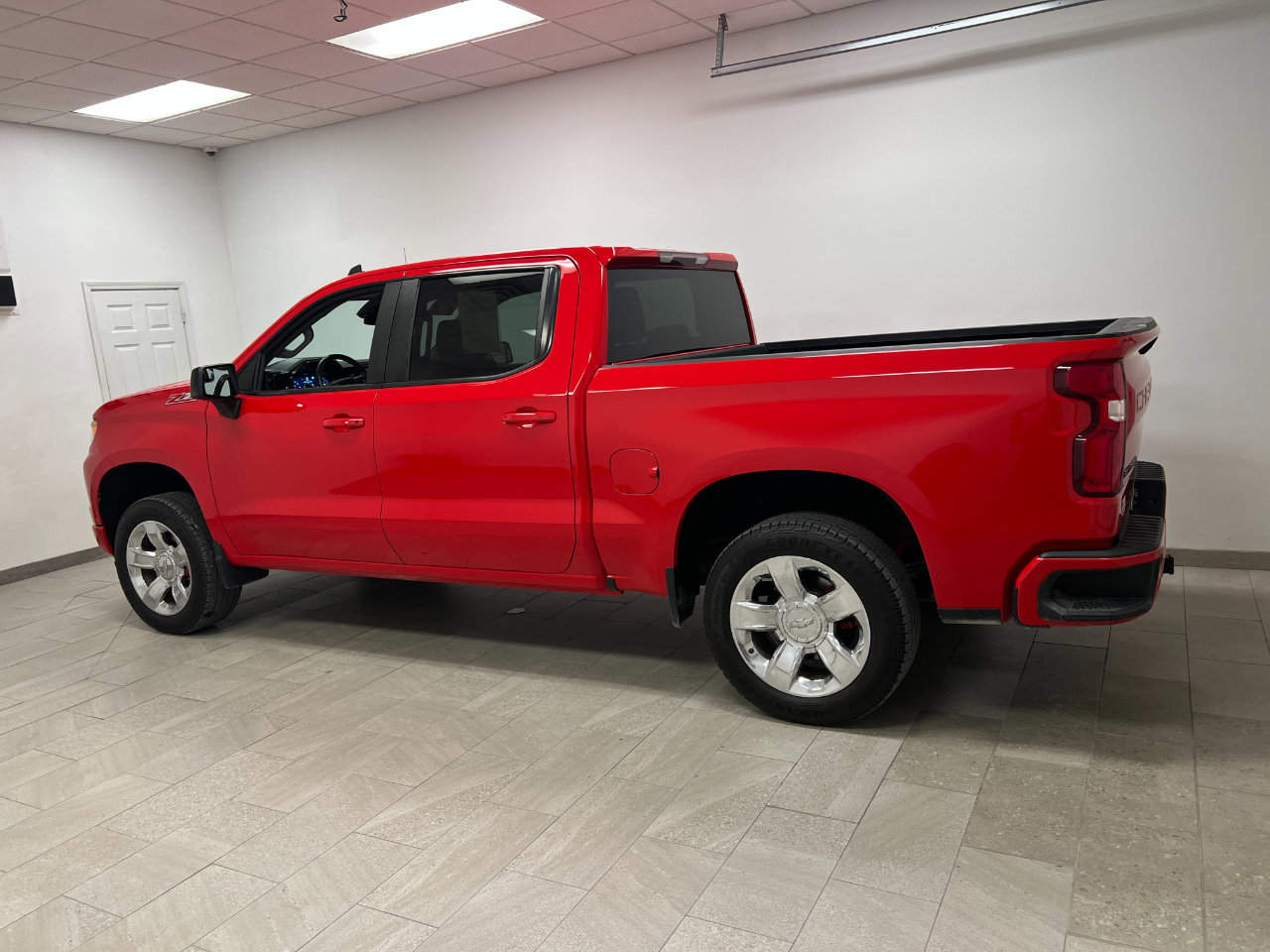 Used 2022 Chevrolet Silverado 1500 RST image 13