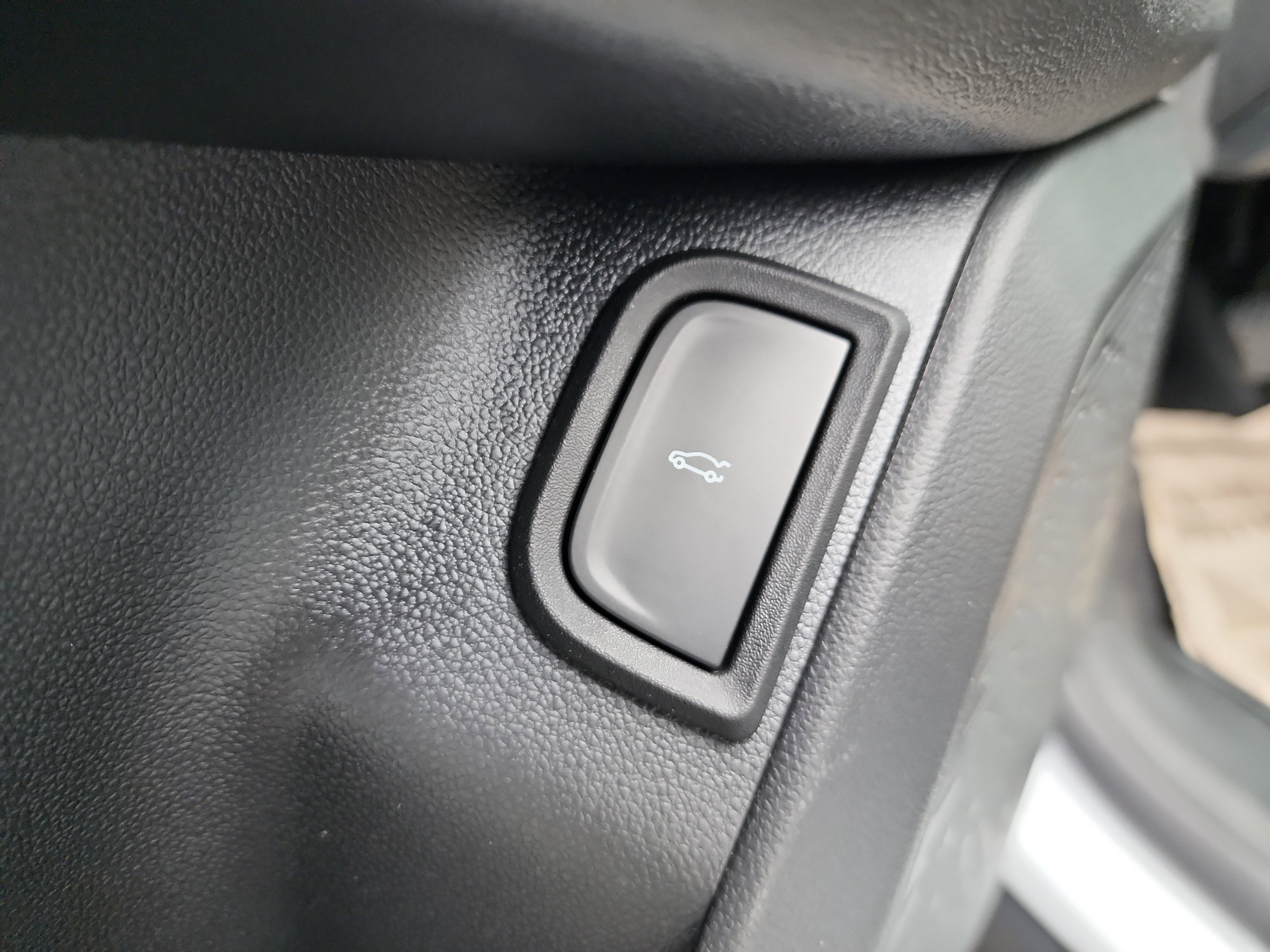 New 2026 Chevrolet Equinox ACTIV w/ Convenience Package III image 13