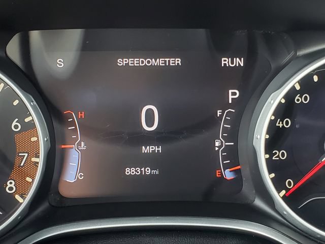 Used 2017 Jeep Compass Latitude w/ Popular Equipment Group AWD/4WD image 14