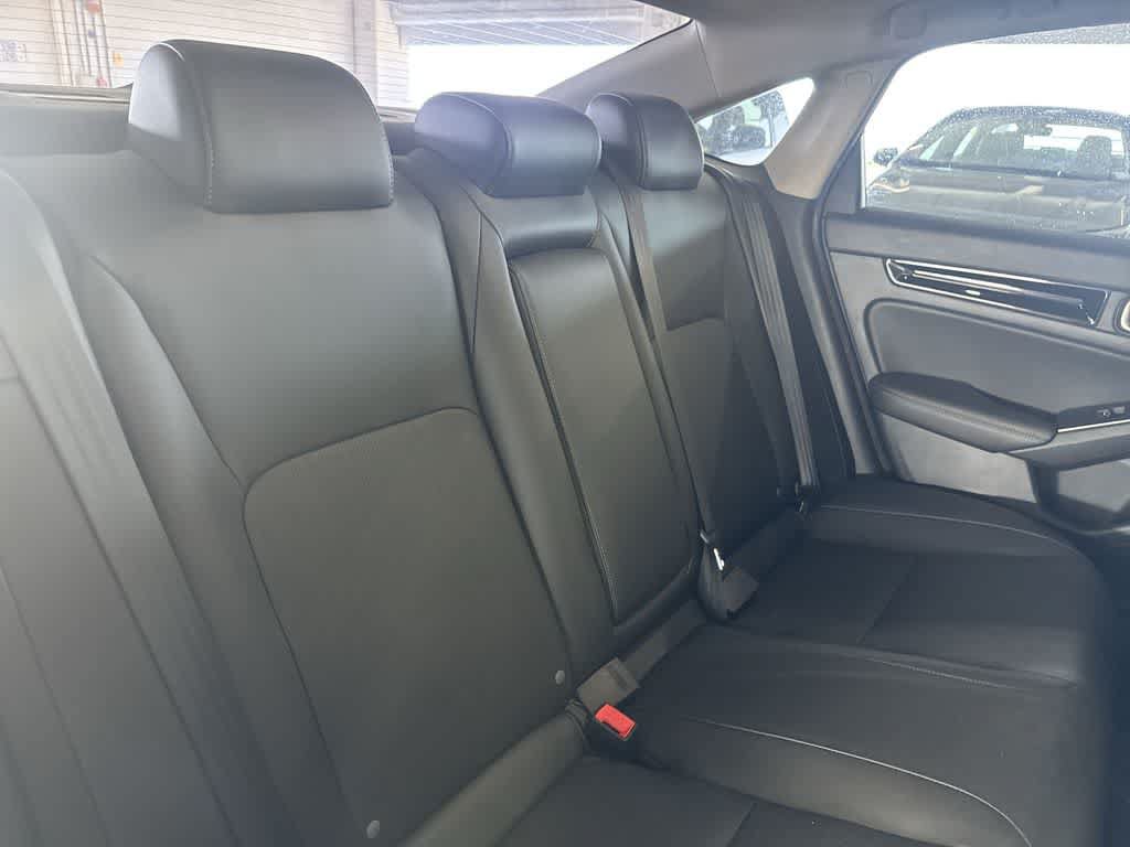 Used 2024 Honda Civic Touring image 25