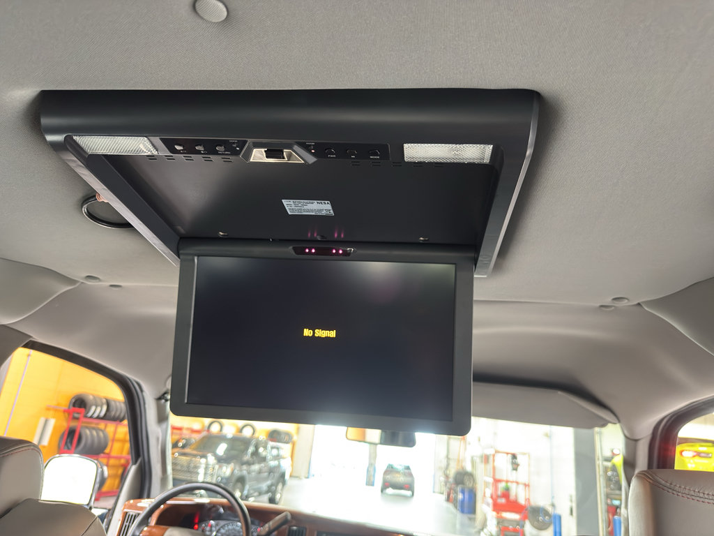 Used 2023 GMC Savana 2500 RWD image 18