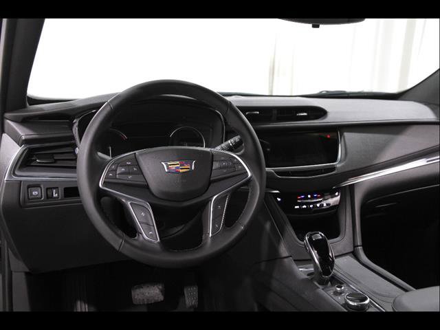 Certified 2024 Cadillac XT5 Luxury AWD/4WD image 6
