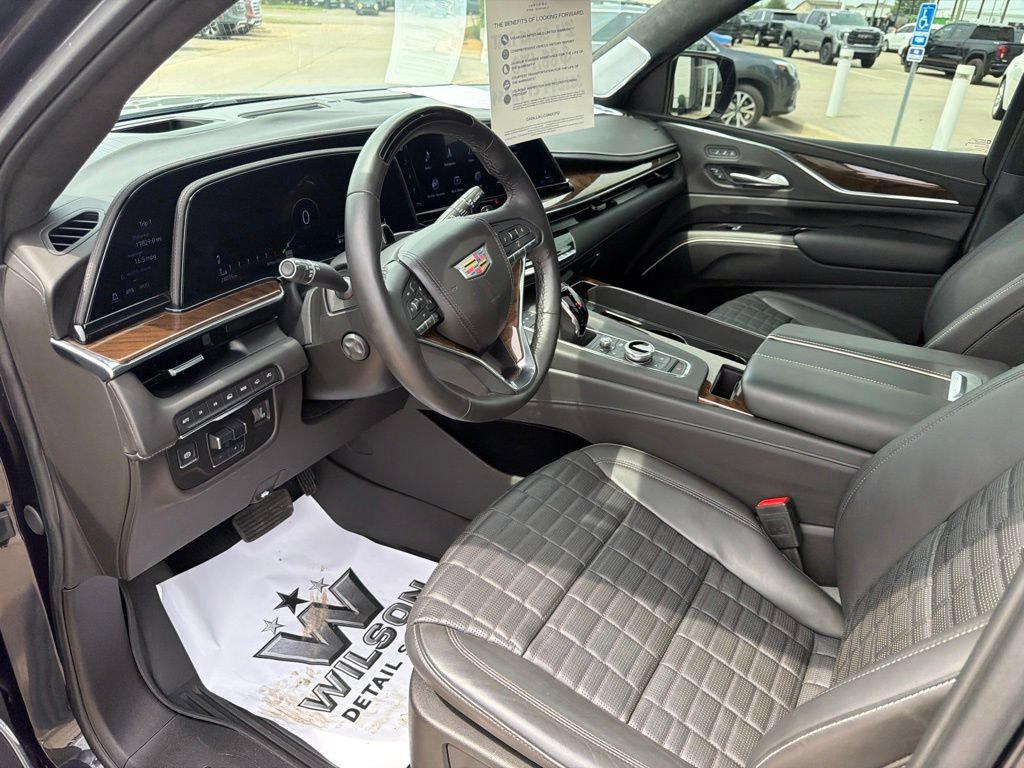 Certified 2024 Cadillac Escalade ESV Sport Platinum w/ LPO, ONYX Package AWD/4WD image 10